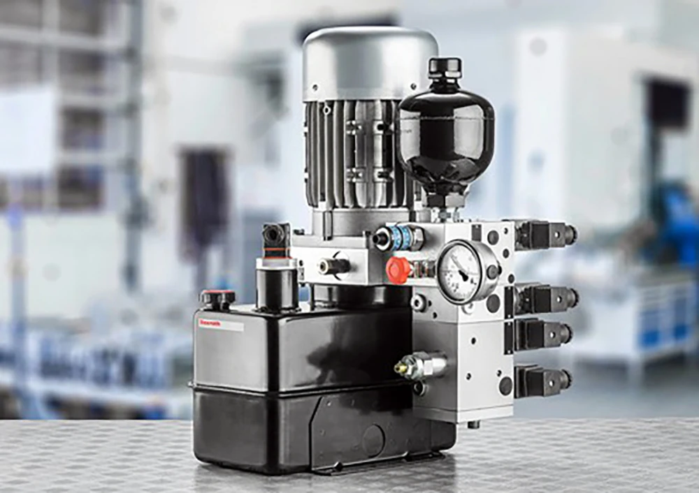 7.5KW小型油圧ユニット